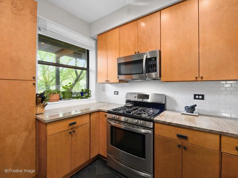 Tiny photo for 1309 W Foster Avenue #2W, Chicago, IL 60640 (MLS # 12355167)