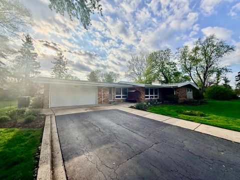 Photo of 11714 S 82nd Court, Palos Park, IL 60464 (MLS # 12624259)