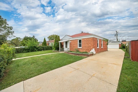 Tiny photo for 9620 Johanna Avenue, Franklin Park, IL 60131 (MLS # 12765734)
