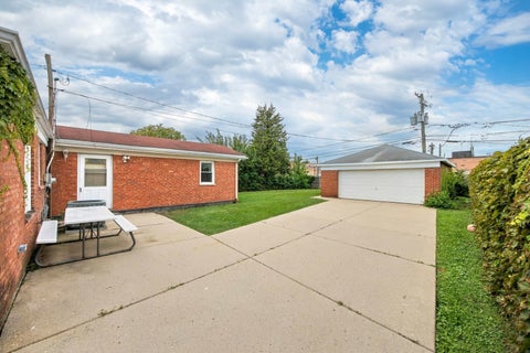Tiny photo for 9620 Johanna Avenue, Franklin Park, IL 60131 (MLS # 12765734)