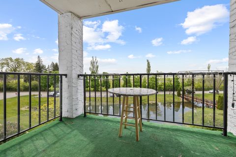 Tiny photo for 375 Plum Creek Drive #312, Wheeling, IL 60090 (MLS # 12627653)