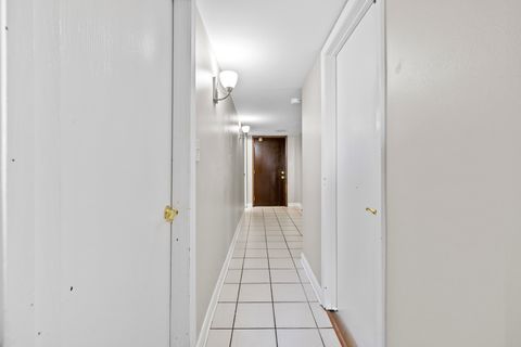 Tiny photo for 375 Plum Creek Drive #312, Wheeling, IL 60090 (MLS # 12627653)