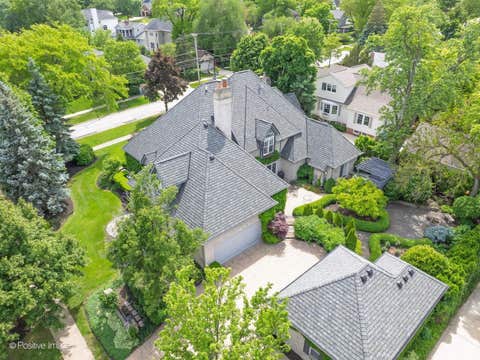Tiny photo for 734 Highview Avenue, Glen Ellyn, IL 60137 (MLS # 12446886)