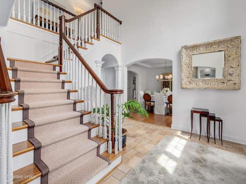 Tiny photo for 734 Highview Avenue, Glen Ellyn, IL 60137 (MLS # 12446886)