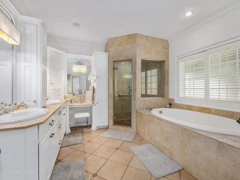 Tiny photo for 734 Highview Avenue, Glen Ellyn, IL 60137 (MLS # 12446886)