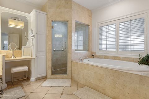 Tiny photo for 734 Highview Avenue, Glen Ellyn, IL 60137 (MLS # 12446886)