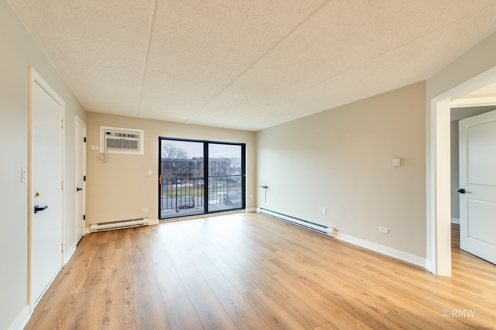 724 N Briar Hill Lane 3