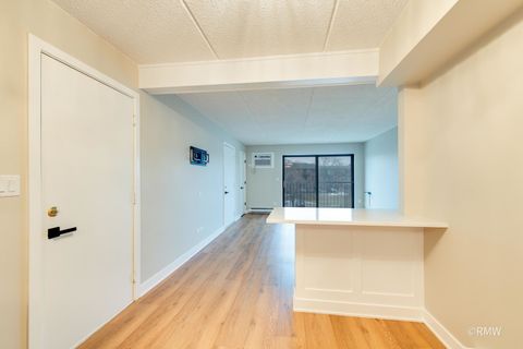 Tiny photo for 724 N Briar Hill Lane #3, Addison, IL 60101 (MLS # 12575320)