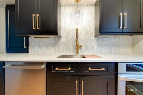 Tiny photo for 724 N Briar Hill Lane #3, Addison, IL 60101 (MLS # 12575320)