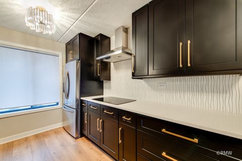 Tiny photo for 724 N Briar Hill Lane #3, Addison, IL 60101 (MLS # 12575320)