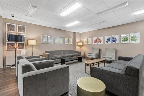 Tiny photo for 3930 N Pine Grove Avenue #816, Chicago, IL 60613 (MLS # 12611075)