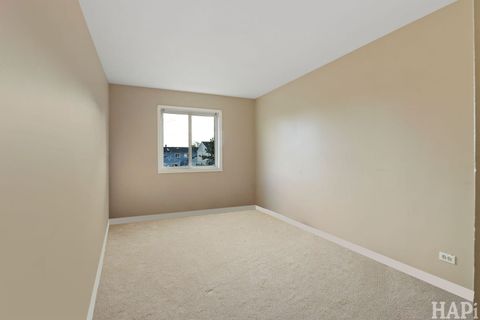 Tiny photo for 435 Meadow Green Lane, Round Lake Beach, IL 60073 (MLS # 12503217)