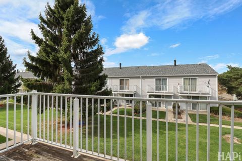 Tiny photo for 435 Meadow Green Lane, Round Lake Beach, IL 60073 (MLS # 12503217)