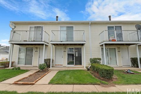 Tiny photo for 435 Meadow Green Lane, Round Lake Beach, IL 60073 (MLS # 12503217)