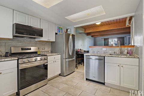 Tiny photo for 435 Meadow Green Lane, Round Lake Beach, IL 60073 (MLS # 12503217)