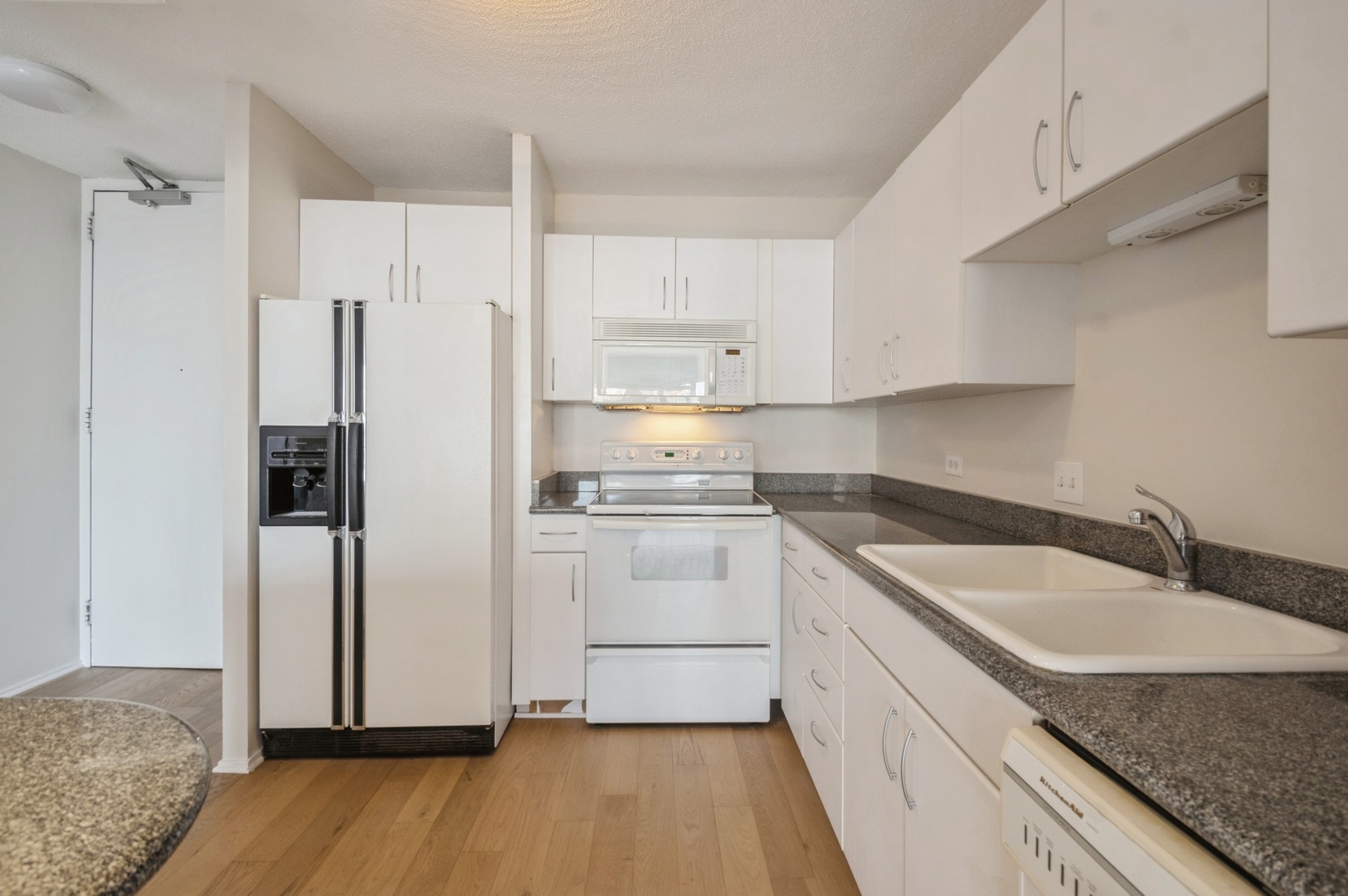405 N Wabash Avenue 3611