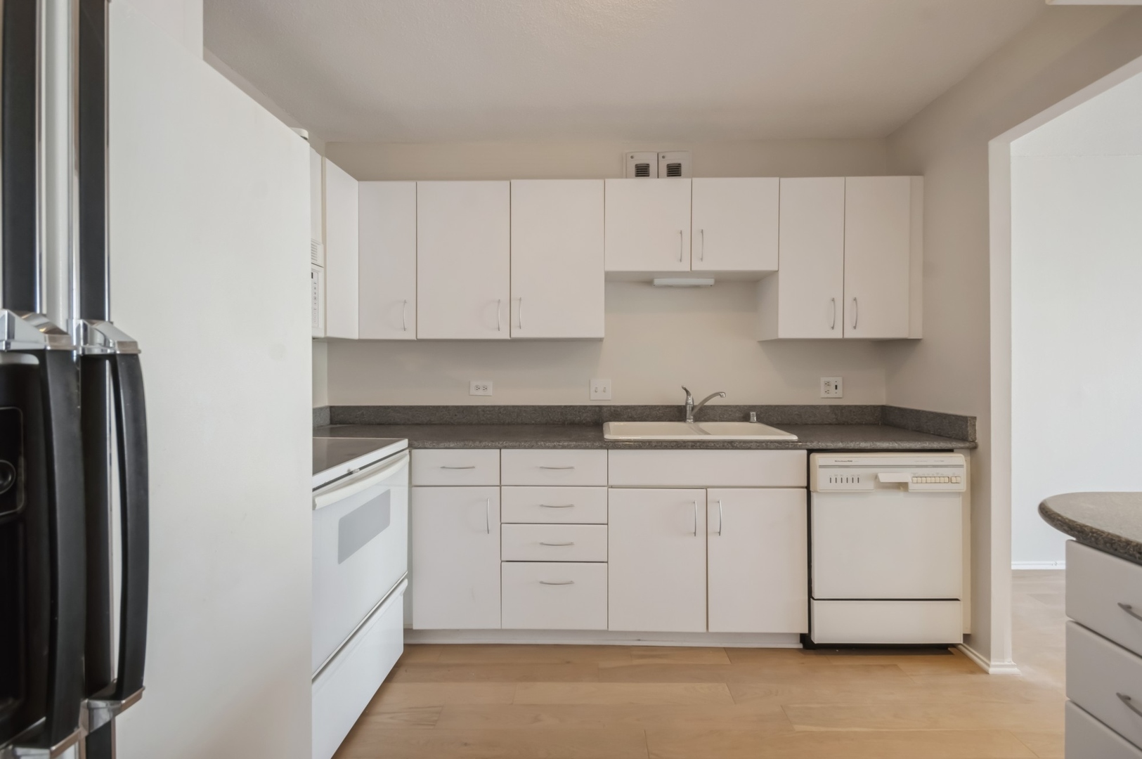 405 N Wabash Avenue 3611