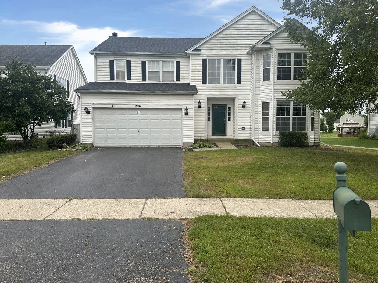 1907 Ridge Moor Drive