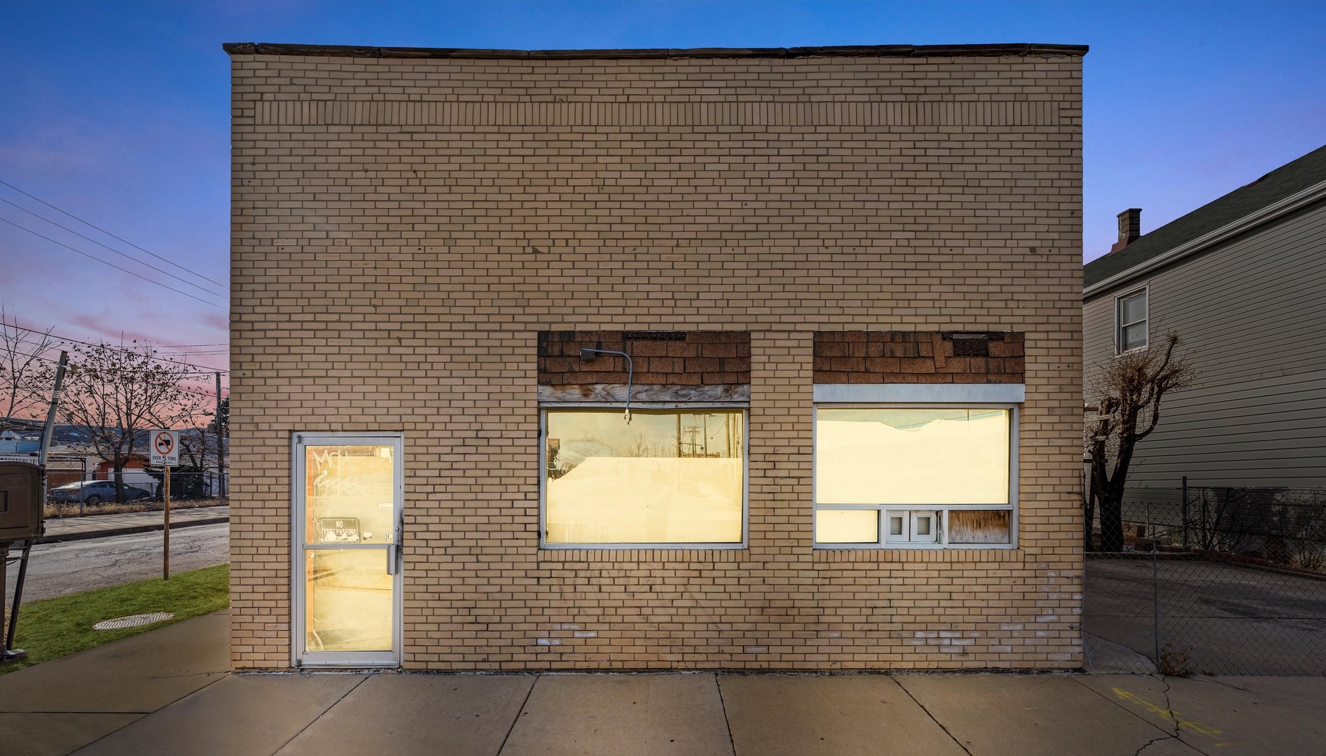 3556 S Ashland Avenue