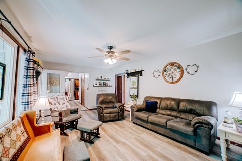 Tiny photo for 117 N Marty Street, Milford, IL 60953 (MLS # 12456916)