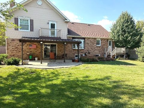 Tiny photo for 16401 Tanbark Drive, Tinley Park, IL 60477 (MLS # 12526294)