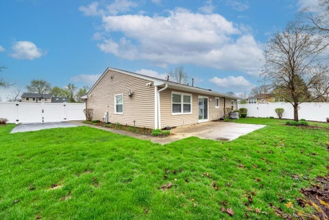 Tiny photo for 935 Pioneer Court, Roselle, IL 60172 (MLS # 12788684)