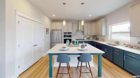 Tiny photo for Lot 13 Faiths Way, Bettendorf, IA 52722 (MLS # QC4269925)