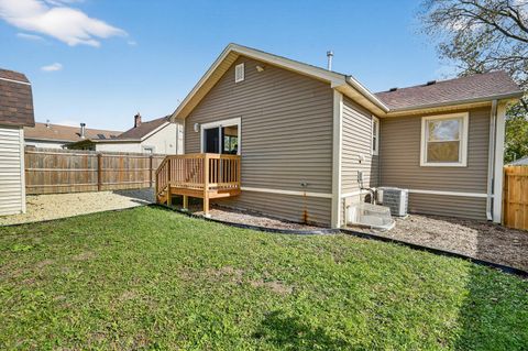 Tiny photo for 42362 N Poplar Street, Antioch, IL 60002 (MLS # 12513861)