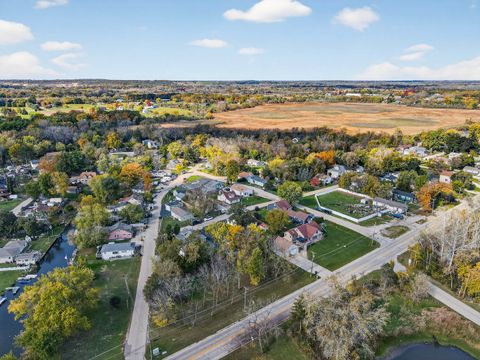 Tiny photo for 42362 N Poplar Street, Antioch, IL 60002 (MLS # 12513861)