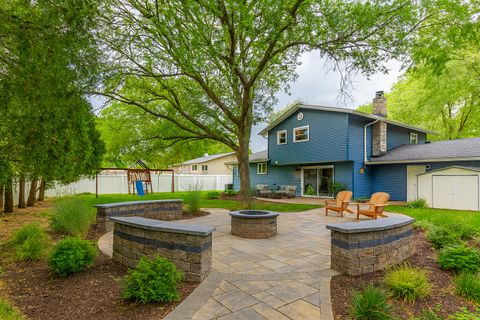 Tiny photo for 847 E Cooper Drive, Palatine, IL 60074 (MLS # 12477318)
