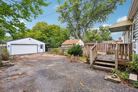 Tiny photo for 506 N Garfield Street, Lombard, IL 60148 (MLS # 12493339)