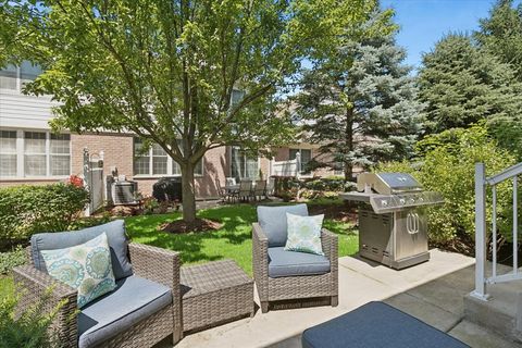 Tiny photo for 1814 Torrey Parkway, Libertyville, IL 60048 (MLS # 12697095)