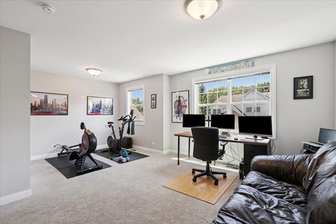 Tiny photo for 1814 Torrey Parkway, Libertyville, IL 60048 (MLS # 12697095)
