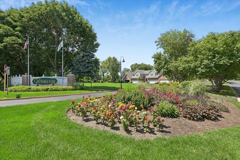 Tiny photo for 1814 Torrey Parkway, Libertyville, IL 60048 (MLS # 12697095)