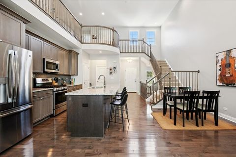 Tiny photo for 1814 Torrey Parkway, Libertyville, IL 60048 (MLS # 12697095)