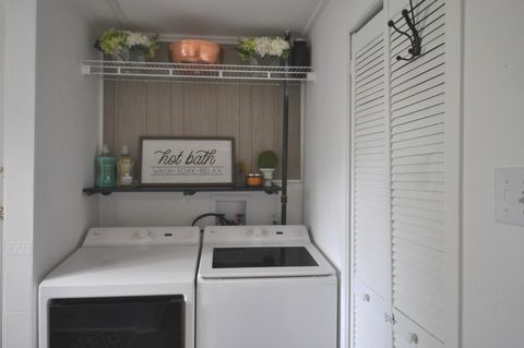 Tiny photo for 26458 W Grapevine Avenue, Antioch, IL 60002 (MLS # 12602675)