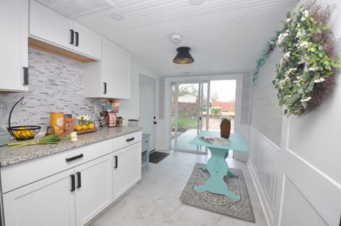 Tiny photo for 26458 W Grapevine Avenue, Antioch, IL 60002 (MLS # 12602675)