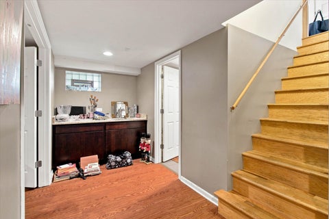 Tiny photo for 6105 N LOWELL Avenue, Chicago, IL 60646 (MLS # 12728683)