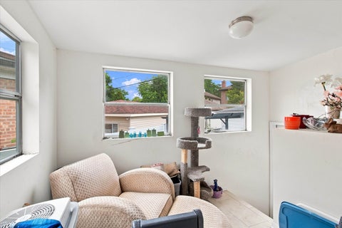 Tiny photo for 6105 N LOWELL Avenue, Chicago, IL 60646 (MLS # 12728683)