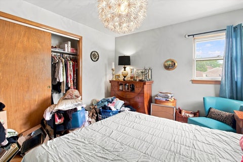 Tiny photo for 6105 N LOWELL Avenue, Chicago, IL 60646 (MLS # 12728683)