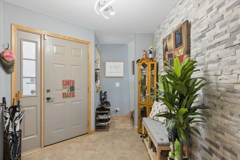 Tiny photo for 1479 Mackenzie Lane, Elgin, IL 60120 (MLS # 12639068)