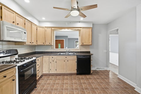 Tiny photo for 3443 PHILLIPS Avenue, Steger, IL 60475 (MLS # 12770180)