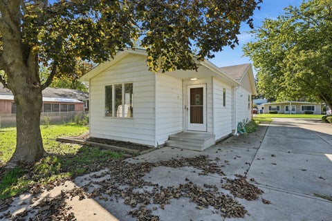 Tiny photo for 3443 PHILLIPS Avenue, Steger, IL 60475 (MLS # 12770180)