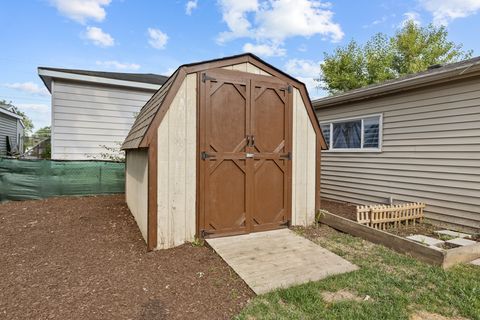 Tiny photo for 207 Hampdon Court, Bolingbrook, IL 60440 (MLS # 12465444)