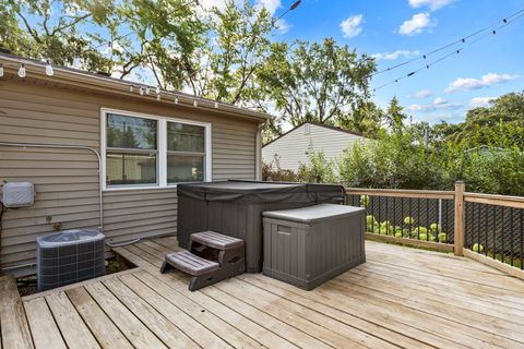 Tiny photo for 207 Hampdon Court, Bolingbrook, IL 60440 (MLS # 12465444)