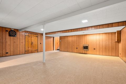 Tiny photo for 10041 S Saint Louis Avenue, Evergreen Park, IL 60805 (MLS # 12484811)