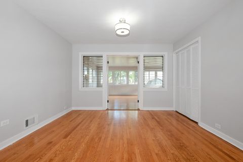 Tiny photo for 10041 S Saint Louis Avenue, Evergreen Park, IL 60805 (MLS # 12484811)