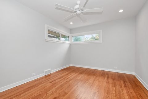 Tiny photo for 10041 S Saint Louis Avenue, Evergreen Park, IL 60805 (MLS # 12484811)