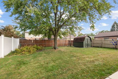 Tiny photo for 10041 S Saint Louis Avenue, Evergreen Park, IL 60805 (MLS # 12484811)
