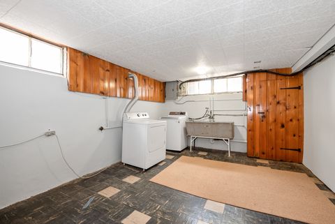 Tiny photo for 10041 S Saint Louis Avenue, Evergreen Park, IL 60805 (MLS # 12484811)
